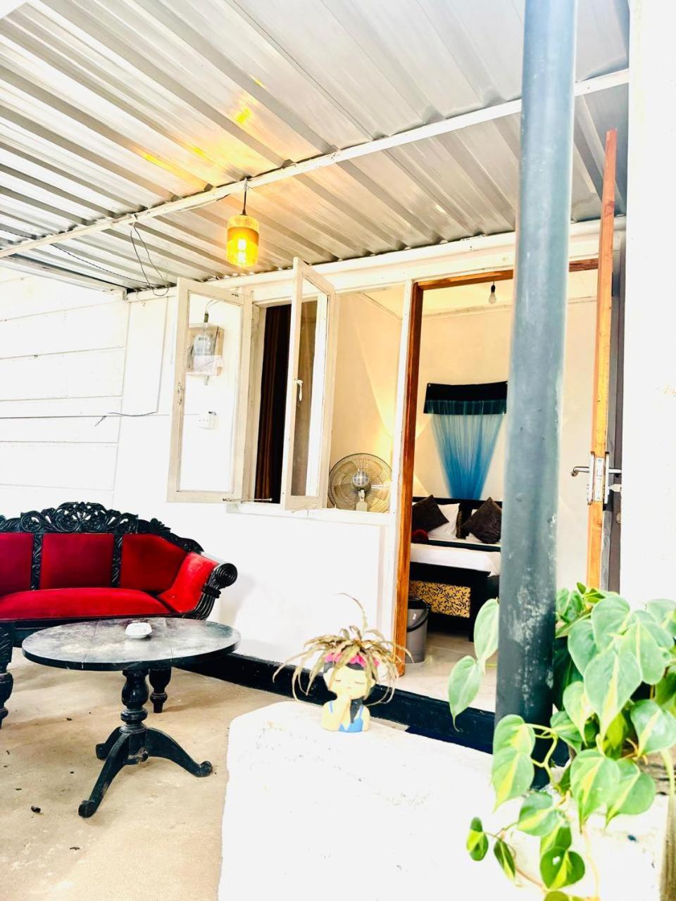 Fly Infinity - Home Stay Kandy Exterior photo